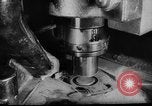 Standbild Gießerei United States USA, 1945, aus Sekunde 44 historischem Filmmaterial Videoclip 65675048645