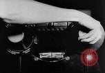 Standbild Gießerei United States USA, 1945, aus Sekunde 47 historischem Filmmaterial Videoclip 65675048645