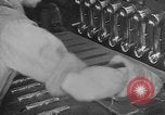 Standbild synthetischer Kautschuk United States USA, 1945, aus Sekunde 4 historischem Filmmaterial Videoclip 65675048646