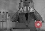 Standbild synthetischer Kautschuk United States USA, 1945, aus Sekunde 36 historischem Filmmaterial Videoclip 65675048646