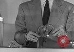 Standbild synthetischer Kautschuk United States USA, 1945, aus Sekunde 49 historischem Filmmaterial Videoclip 65675048646