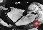Standbild synthetischer Kautschuk United States USA, 1945, aus Sekunde 61 historischem Filmmaterial Videoclip 65675048646
