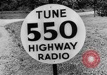Standbild Autobahn Radio United States USA, 1945, aus Sekunde 19 historischem Filmmaterial Videoclip 65675048647