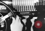 Standbild Autobahn Radio United States USA, 1945, aus Sekunde 33 historischem Filmmaterial Videoclip 65675048647
