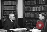 Standbild Wallace Donham B United States USA, 1945, aus Sekunde 21 historischem Filmmaterial Videoclip 65675048649