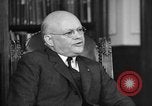 Standbild Wallace Donham B United States USA, 1945, aus Sekunde 30 historischem Filmmaterial Videoclip 65675048649
