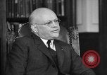 Standbild Wallace Donham B United States USA, 1945, aus Sekunde 31 historischem Filmmaterial Videoclip 65675048649