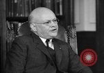 Standbild Wallace Donham B United States USA, 1945, aus Sekunde 32 historischem Filmmaterial Videoclip 65675048649