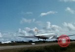 Immagine di Il Vietnam Air force C 47 piani Rach Gia Vietnam, 1966, secondo 12 filmato di repertorio 65675048653
