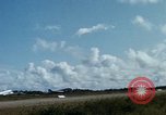 Immagine di Il Vietnam Air force C 47 piani Rach Gia Vietnam, 1966, secondo 15 filmato di repertorio 65675048653