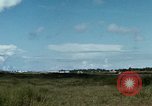 Immagine di Il Vietnam Air force C 47 piani Rach Gia Vietnam, 1966, secondo 19 filmato di repertorio 65675048653