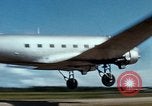 Immagine di Il Vietnam Air force C 47 piani Rach Gia Vietnam, 1966, secondo 27 filmato di repertorio 65675048653