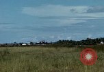 Immagine di Il Vietnam Air force C 47 piani Rach Gia Vietnam, 1966, secondo 40 filmato di repertorio 65675048653