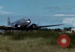 Immagine di Il Vietnam Air force C 47 piani Rach Gia Vietnam, 1966, secondo 48 filmato di repertorio 65675048653