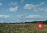 Immagine di Il Vietnam Air force C 47 piani Rach Gia Vietnam, 1966, secondo 56 filmato di repertorio 65675048653