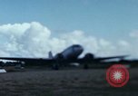 Immagine di Il Vietnam Air force C 47 piani Rach Gia Vietnam, 1966, secondo 24 filmato di repertorio 65675048654