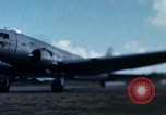 Immagine di Il Vietnam Air force C 47 piani Rach Gia Vietnam, 1966, secondo 32 filmato di repertorio 65675048654