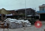 Immagine di Le scorte di cibo Kien Thanh Vietnam, 1966, secondo 15 filmato di repertorio 65675048655