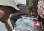 Immagine di Popolo vietnamita Kien Thanh Vietnam, 1966, secondo 44 filmato di repertorio 65675048657