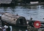 Standbild Einbaum Boote Kien Thanh Vietnam, 1966, aus Sekunde 31 historischem Filmmaterial Videoclip 65675048661