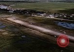 Image Vietnam Force aérienne C 47 aéronefs Vietnam, 1966, de la seconde 30 séquences d'archives historiques vidéo 65675048668
