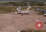 Image Vietnam Force aérienne C 47 aéronefs Vietnam, 1966, de la seconde 50 séquences d'archives historiques vidéo 65675048668