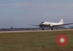 Image Vietnam Force aérienne C 47 aéronefs Vietnam, 1966, de la seconde 25 séquences d'archives historiques vidéo 65675048670