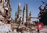 Immagine di Kaiser Wilhelm la chiesa Berlino Germania, 1945, secondo 4 filmato di repertorio 65675048671