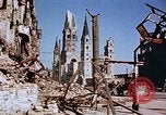 Immagine di Kaiser Wilhelm la chiesa Berlino Germania, 1945, secondo 7 filmato di repertorio 65675048671