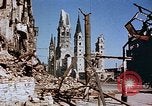 Immagine di Kaiser Wilhelm la chiesa Berlino Germania, 1945, secondo 14 filmato di repertorio 65675048671
