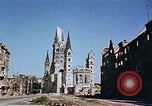 Immagine di Kaiser Wilhelm la chiesa Berlino Germania, 1945, secondo 22 filmato di repertorio 65675048671