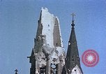 Immagine di Kaiser Wilhelm la chiesa Berlino Germania, 1945, secondo 29 filmato di repertorio 65675048671