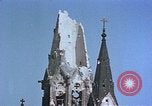 Immagine di Kaiser Wilhelm la chiesa Berlino Germania, 1945, secondo 31 filmato di repertorio 65675048671
