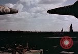 Standbild Deutsche Anti Aircraft guns Berlin Deutschland, 1945, aus Sekunde 41 historischem Filmmaterial Videoclip 65675048674