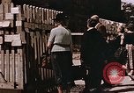 Immagine di Poliziotti tedeschi Berlino Germania, 1945, secondo 8 filmato di repertorio 65675048681