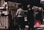 Immagine di Poliziotti tedeschi Berlino Germania, 1945, secondo 10 filmato di repertorio 65675048681