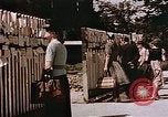 Immagine di Poliziotti tedeschi Berlino Germania, 1945, secondo 26 filmato di repertorio 65675048681