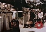 Immagine di Poliziotti tedeschi Berlino Germania, 1945, secondo 28 filmato di repertorio 65675048681