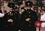 Immagine di Poliziotti tedeschi Berlino Germania, 1945, secondo 39 filmato di repertorio 65675048681