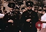 Immagine di Poliziotti tedeschi Berlino Germania, 1945, secondo 41 filmato di repertorio 65675048681