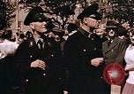 Immagine di Poliziotti tedeschi Berlino Germania, 1945, secondo 45 filmato di repertorio 65675048681