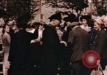 Immagine di Poliziotti tedeschi Berlino Germania, 1945, secondo 51 filmato di repertorio 65675048681