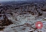 Image Vue aérienne de bombardement de Berlin d'endommager Berlin Allemagne, 1945, de la seconde 27 séquences d'archives historiques vidéo 65675048688