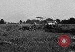 Immagine di Trattore Ford disegnati reaper United States USA, 1918, secondo 19 filmato di repertorio 65675048692