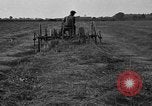 Image mécanique Reaper United States USA, 1918, de la seconde 7 séquences d'archives historiques vidéo 65675048693