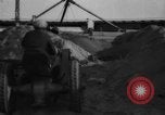 Standbild Ford Traktor United States USA, 1919, aus Sekunde 21 historischem Filmmaterial Videoclip 65675048698