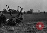 Standbild Pferdekutschen Reaper United States USA, 1919, aus Sekunde 22 historischem Filmmaterial Videoclip 65675048699