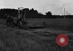 Standbild Pferdekutschen Reaper United States USA, 1919, aus Sekunde 45 historischem Filmmaterial Videoclip 65675048699