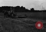 Standbild Pferdekutschen Reaper United States USA, 1919, aus Sekunde 46 historischem Filmmaterial Videoclip 65675048699