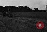 Standbild Pferdekutschen Reaper United States USA, 1919, aus Sekunde 50 historischem Filmmaterial Videoclip 65675048699